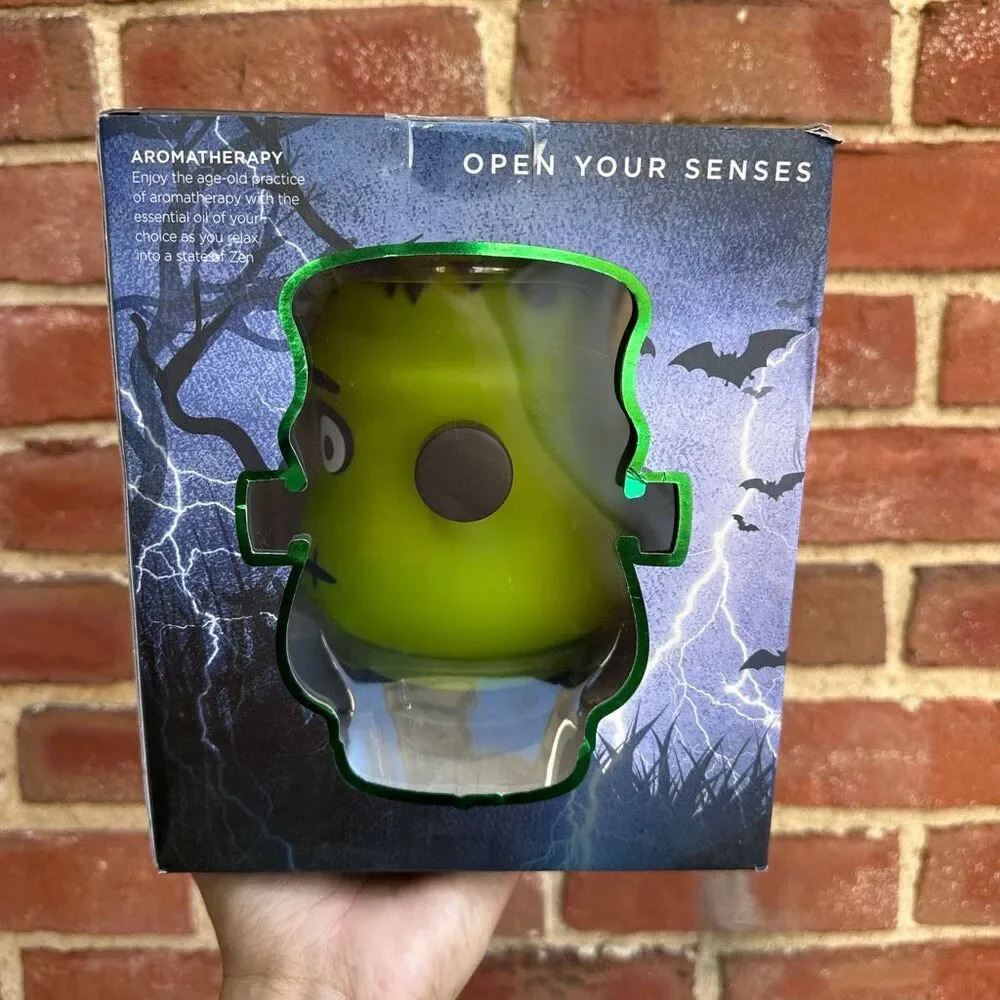 Mahli Frankenstein Green Monster Aroma Oil Diffuser  Lights Halloween New